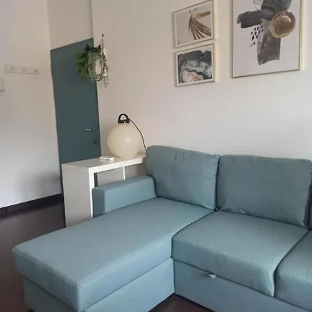 15 Min From The Cathedral, Spacious, Bright, Elevator, Wi-fi *