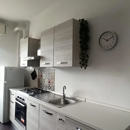 Apartmán 15 Min From The Cathedral, Spacious, Bright, Elevator, Wi-fi