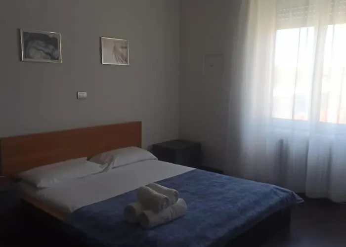 15 Min From The Cathedral, Spacious, Bright, Elevator, Wi-fi Apartmán