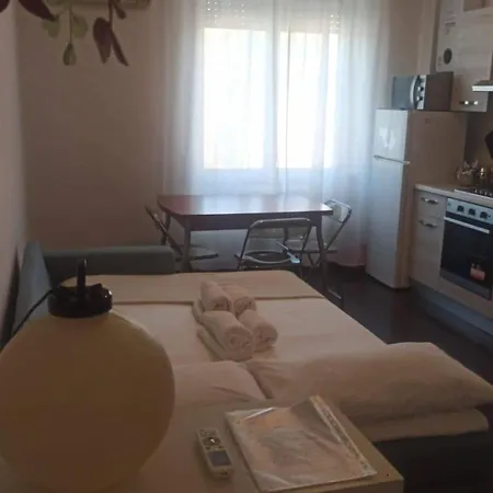 15 Min From The Cathedral, Spacious, Bright, Elevator, Wi-fi